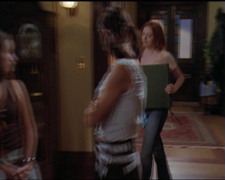 Charmed-Online_dot_net-5x03SirensSong1311.jpg