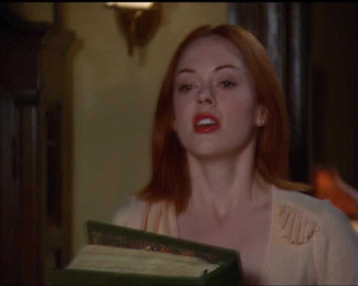 Charmed-Online_dot_net-5x03SirensSong1318.jpg