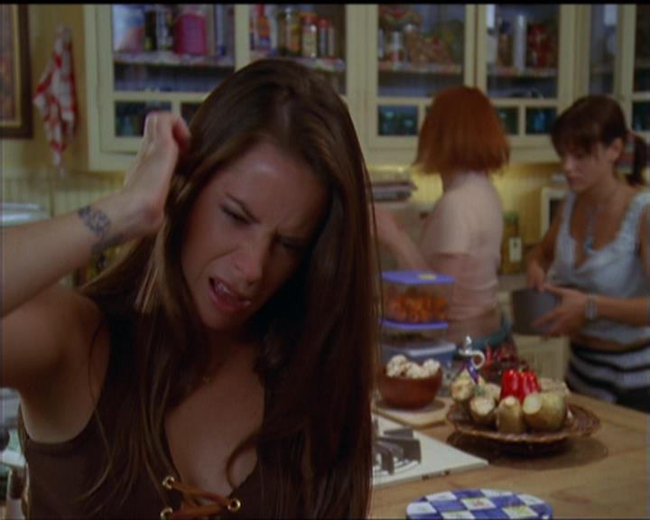 Charmed-Online_dot_net-5x03SirensSong1357.jpg