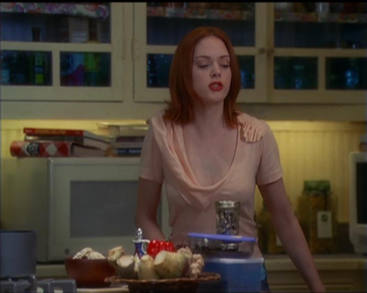 Charmed-Online_dot_net-5x03SirensSong1366.jpg