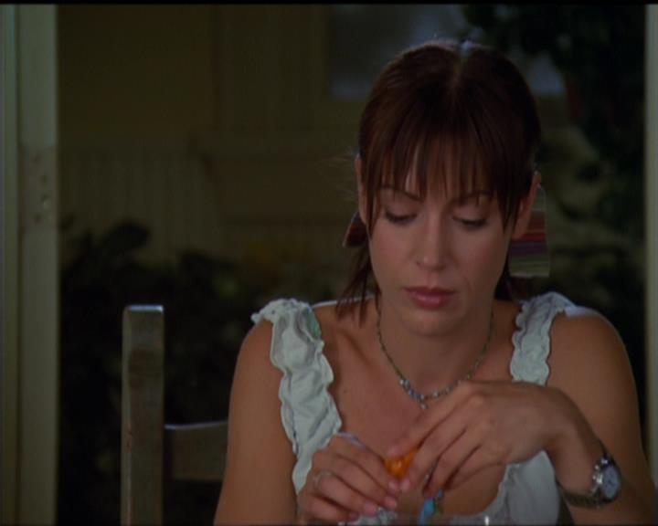 Charmed-Online_dot_net-5x03SirensSong1443.jpg