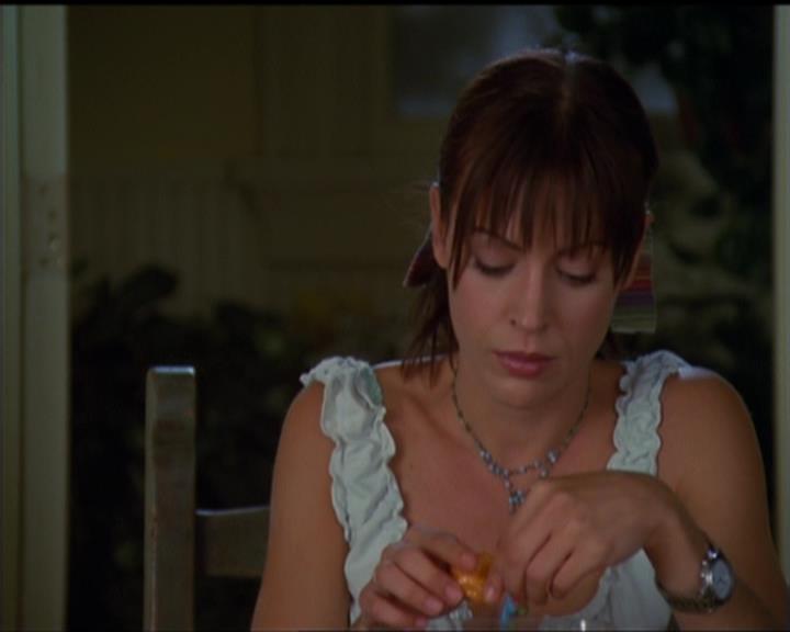 Charmed-Online_dot_net-5x03SirensSong1444.jpg