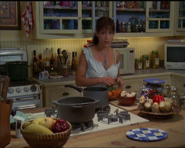 Charmed-Online_dot_net-5x03SirensSong1504.jpg