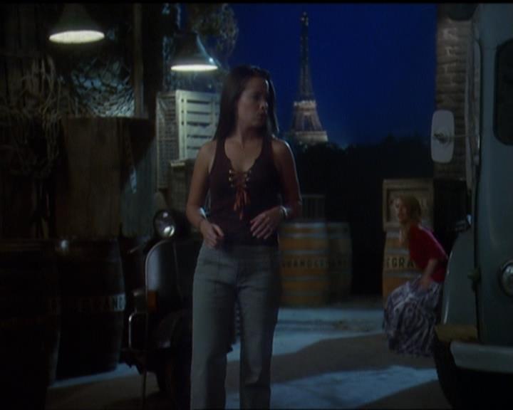 Charmed-Online_dot_net-5x03SirensSong1563.jpg
