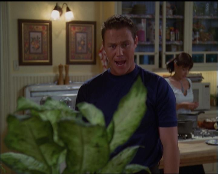Charmed-Online_dot_net-5x03SirensSong1590.jpg