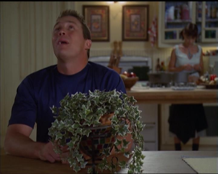 Charmed-Online_dot_net-5x03SirensSong1610.jpg