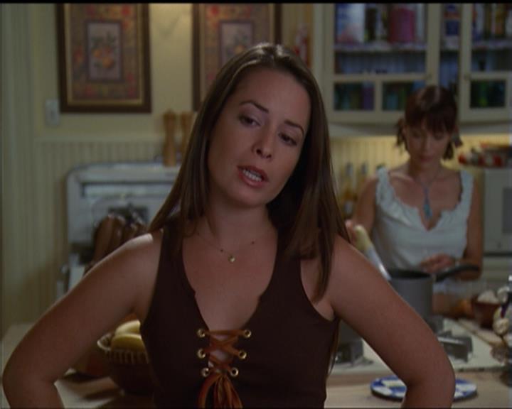 Charmed-Online_dot_net-5x03SirensSong1624.jpg