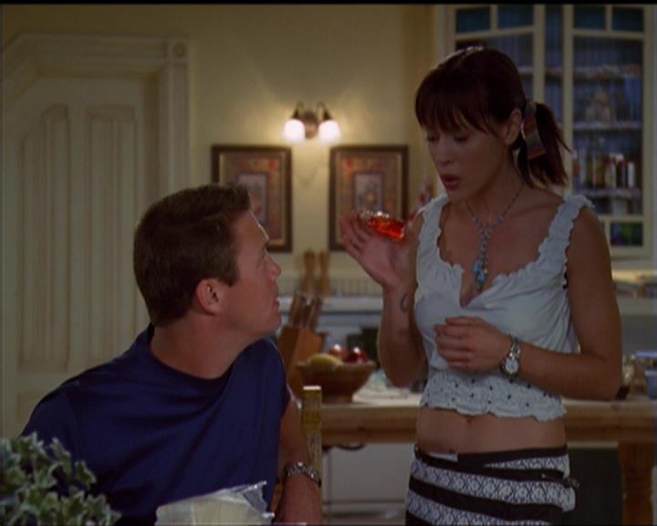 Charmed-Online_dot_net-5x03SirensSong1663.jpg