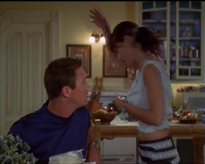 Charmed-Online_dot_net-5x03SirensSong1665.jpg