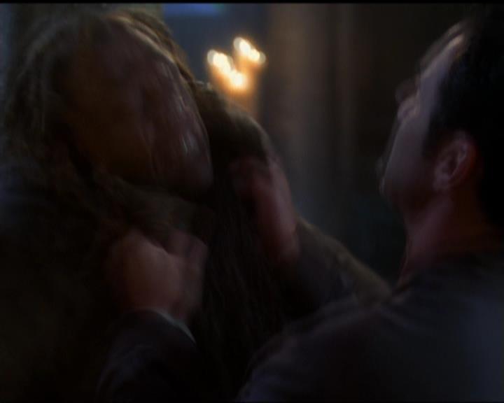 Charmed-Online_dot_net-5x03SirensSong1669.jpg
