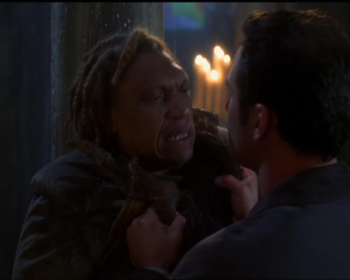 Charmed-Online_dot_net-5x03SirensSong1673.jpg