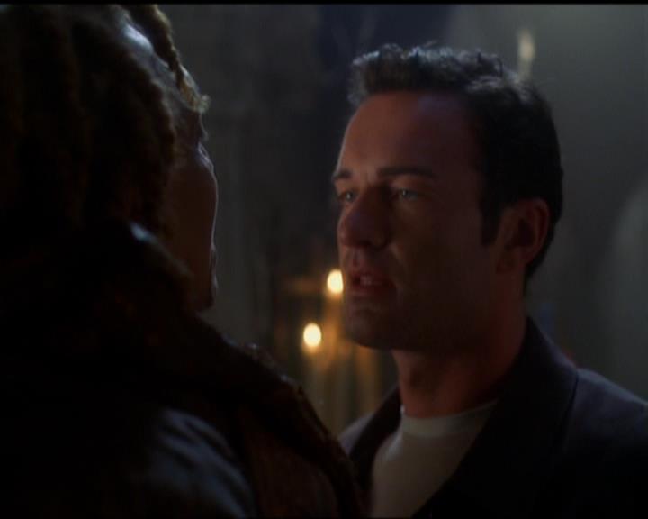 Charmed-Online_dot_net-5x03SirensSong1684.jpg