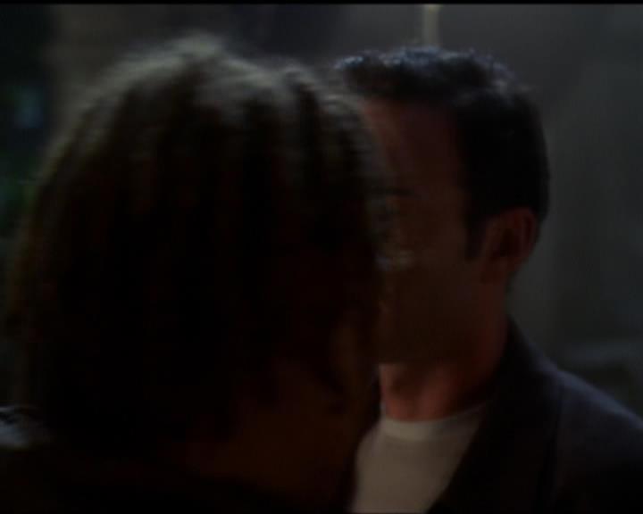 Charmed-Online_dot_net-5x03SirensSong1687.jpg