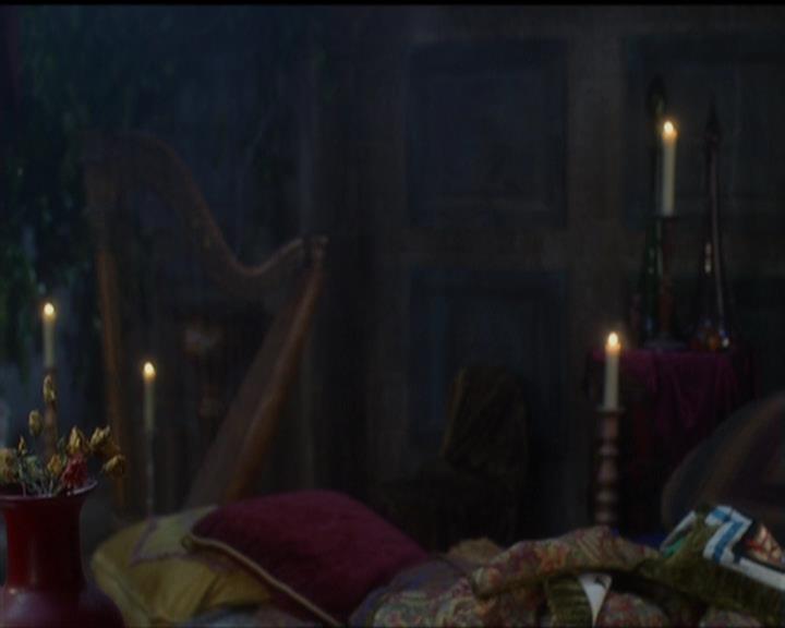 Charmed-Online_dot_net-5x03SirensSong1694.jpg