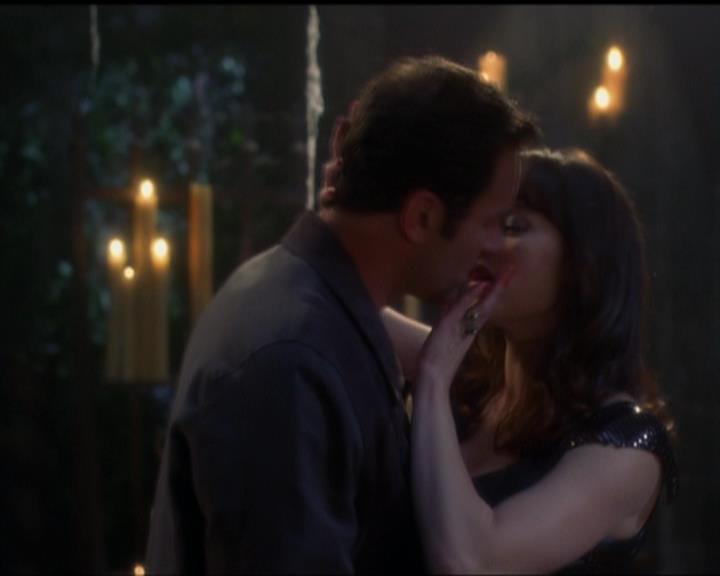 Charmed-Online_dot_net-5x03SirensSong1705.jpg