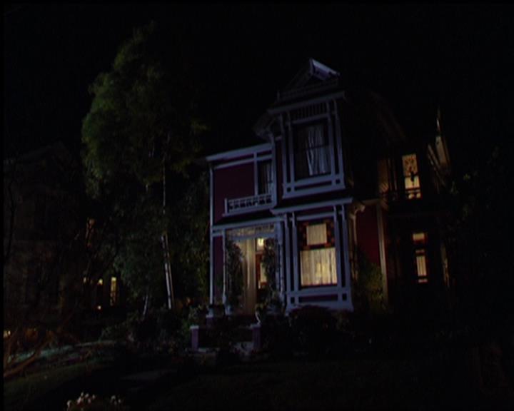 Charmed-Online_dot_net-5x03SirensSong1719.jpg