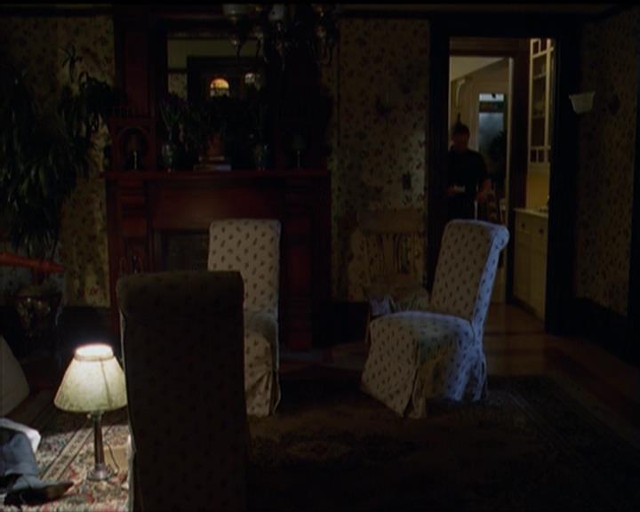 Charmed-Online_dot_net-5x03SirensSong1720.jpg