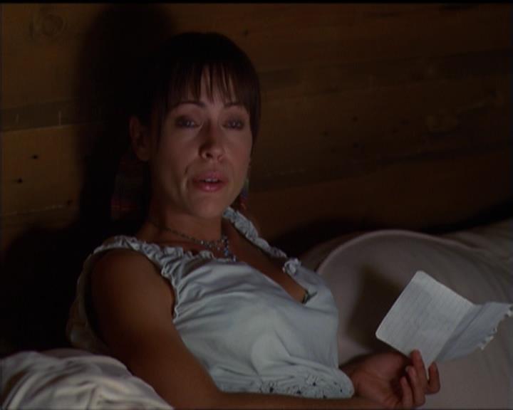 Charmed-Online_dot_net-5x03SirensSong1748.jpg