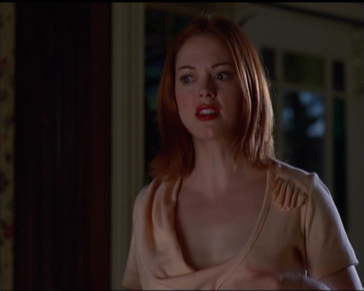 Charmed-Online_dot_net-5x03SirensSong1753.jpg