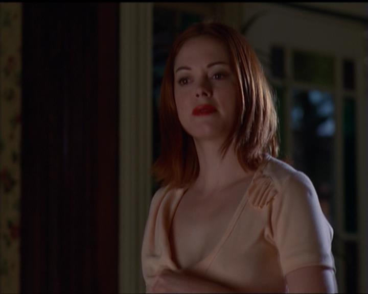 Charmed-Online_dot_net-5x03SirensSong1757.jpg