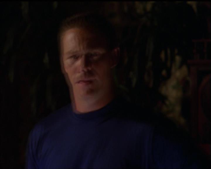 Charmed-Online_dot_net-5x03SirensSong1788.jpg