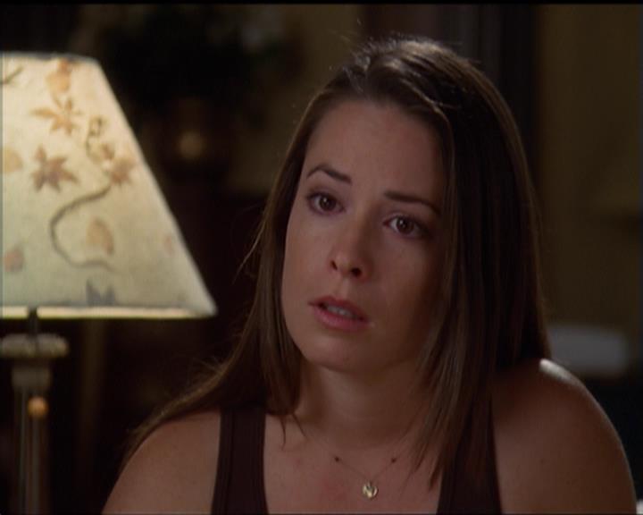 Charmed-Online_dot_net-5x03SirensSong1877.jpg