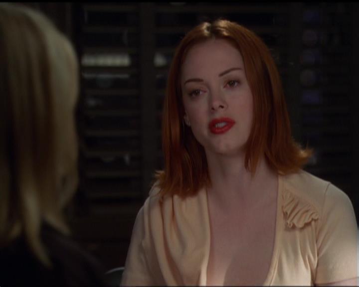 Charmed-Online_dot_net-5x03SirensSong1906.jpg