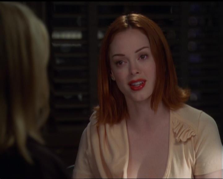 Charmed-Online_dot_net-5x03SirensSong1913.jpg