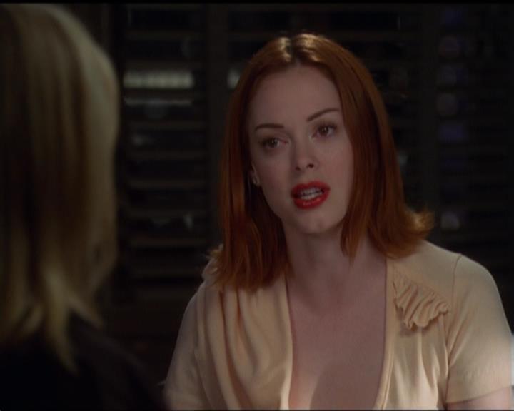 Charmed-Online_dot_net-5x03SirensSong1936.jpg