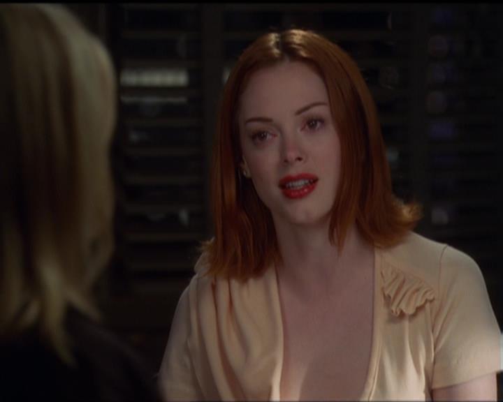 Charmed-Online_dot_net-5x03SirensSong1946.jpg