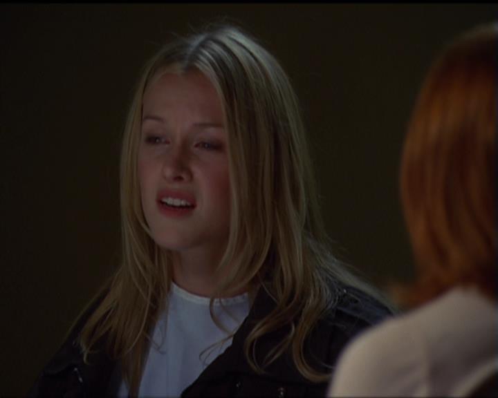 Charmed-Online_dot_net-5x03SirensSong1957.jpg