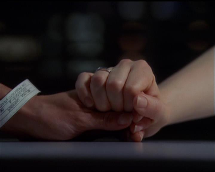 Charmed-Online_dot_net-5x03SirensSong1967.jpg