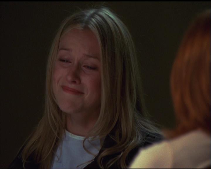 Charmed-Online_dot_net-5x03SirensSong1971.jpg
