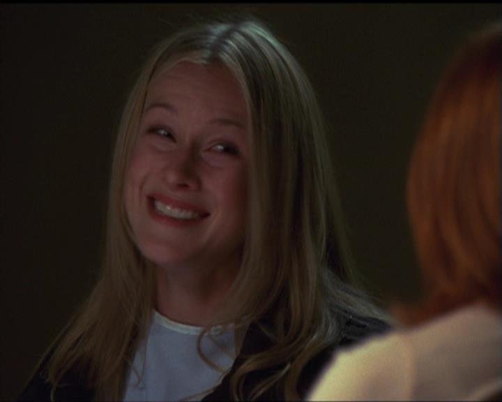 Charmed-Online_dot_net-5x03SirensSong1975.jpg