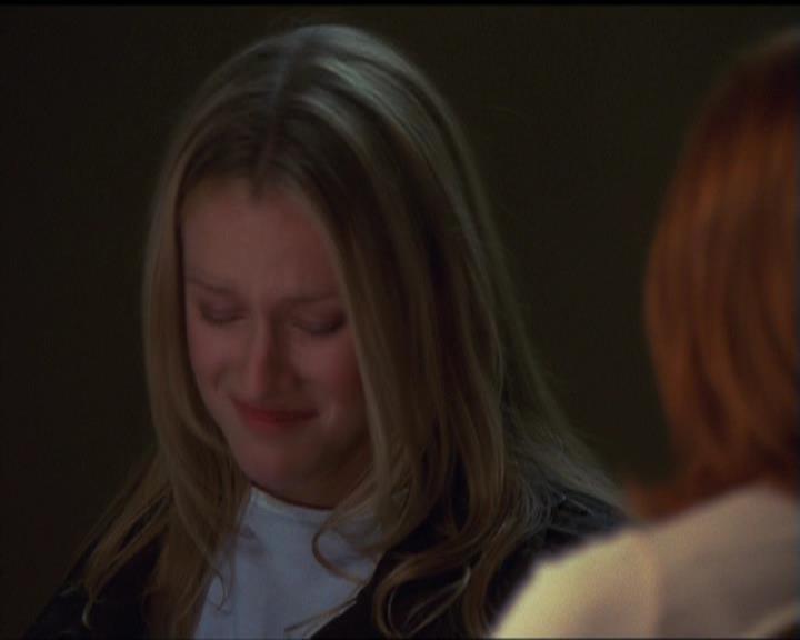 Charmed-Online_dot_net-5x03SirensSong1980.jpg