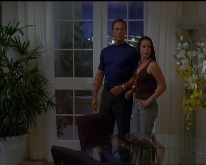 Charmed-Online_dot_net-5x03SirensSong2013.jpg