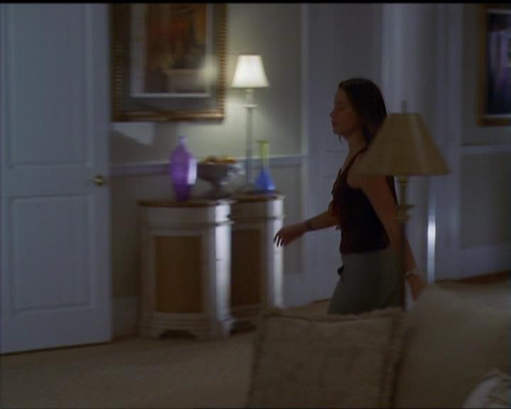 Charmed-Online_dot_net-5x03SirensSong2019.jpg