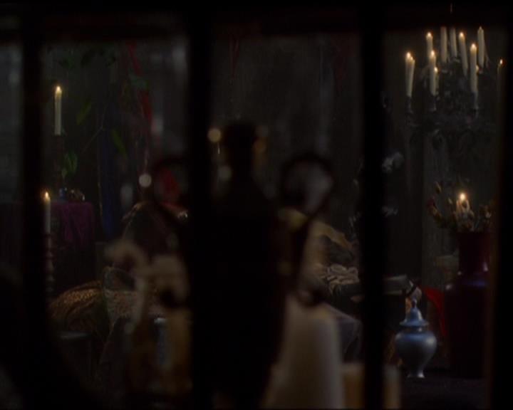 Charmed-Online_dot_net-5x03SirensSong2037.jpg