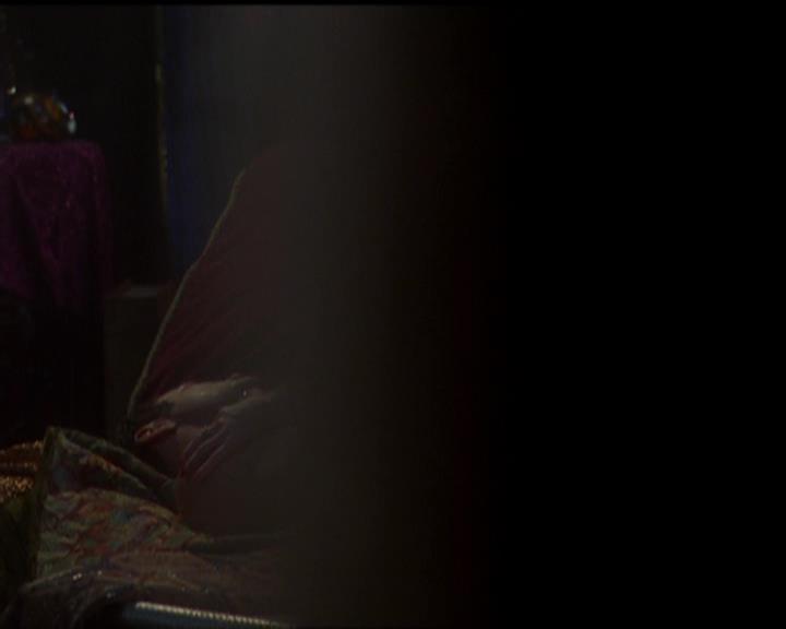 Charmed-Online_dot_net-5x03SirensSong2042.jpg