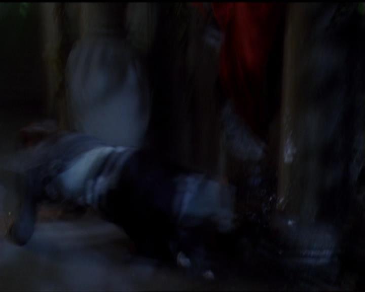 Charmed-Online_dot_net-5x03SirensSong2083.jpg