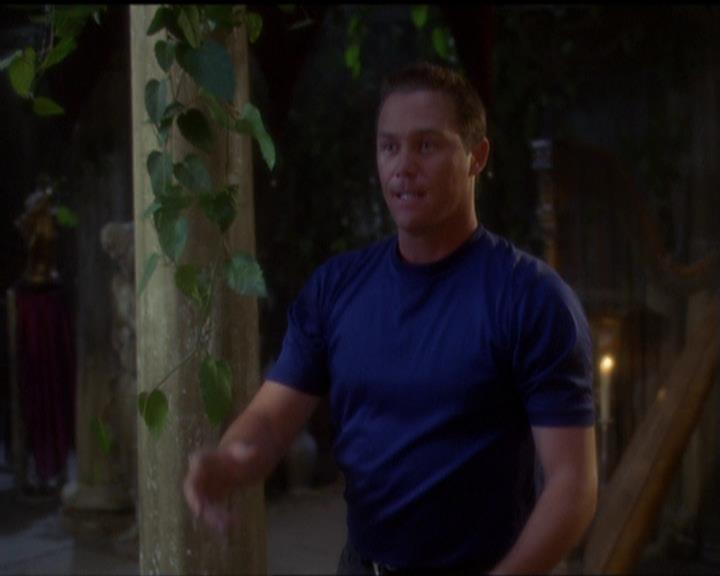 Charmed-Online_dot_net-5x03SirensSong2253.jpg