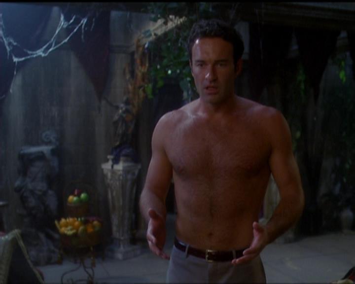 Charmed-Online_dot_net-5x03SirensSong2280.jpg