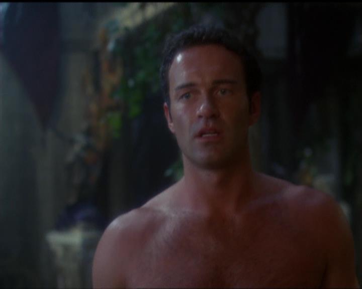 Charmed-Online_dot_net-5x03SirensSong2316.jpg