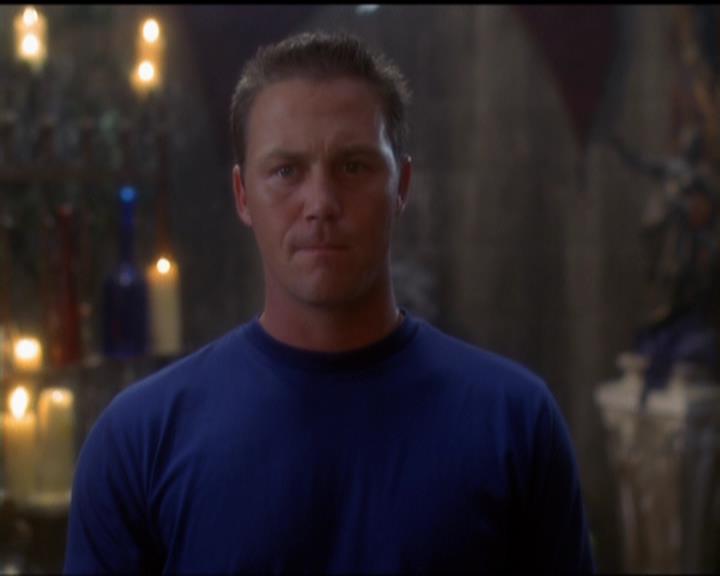 Charmed-Online_dot_net-5x03SirensSong2321.jpg