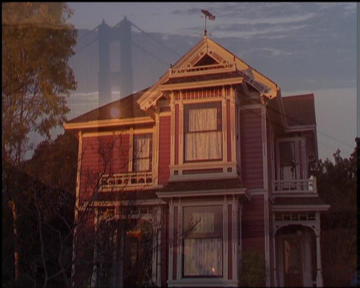 Charmed-Online_dot_net-5x03SirensSong2348.jpg