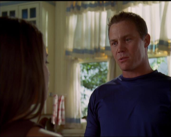 Charmed-Online_dot_net-5x03SirensSong2440.jpg