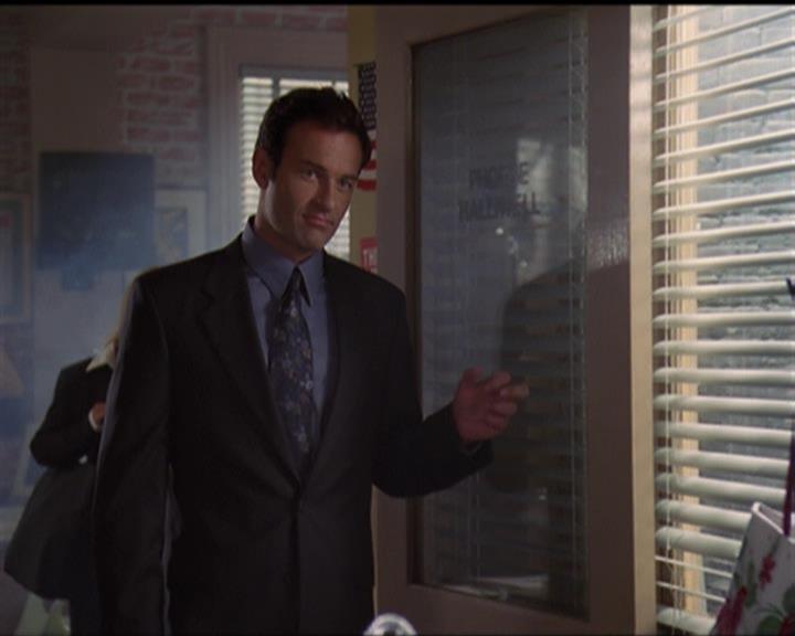 Charmed-Online_dot_net-5x03SirensSong2494.jpg
