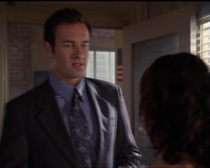 Charmed-Online_dot_net-5x03SirensSong2497.jpg