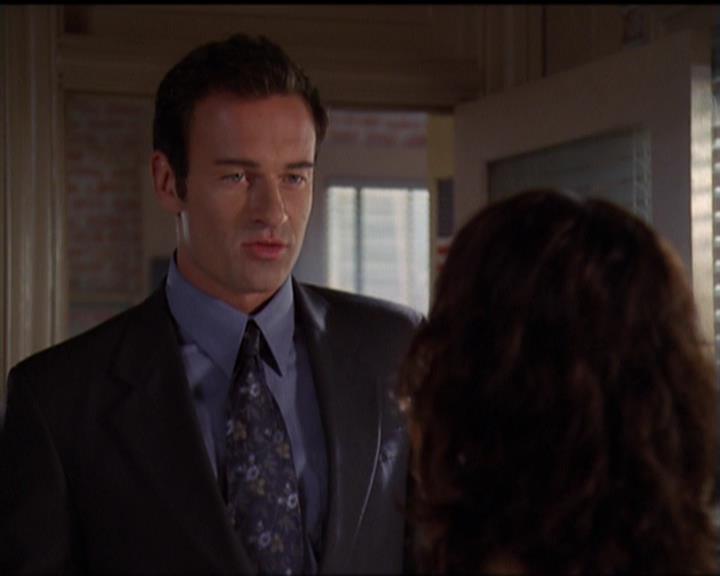 Charmed-Online_dot_net-5x03SirensSong2502.jpg
