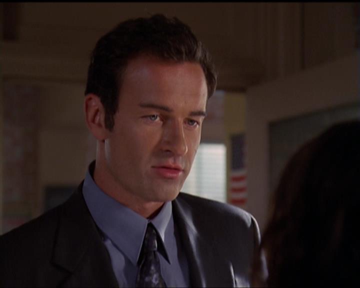 Charmed-Online_dot_net-5x03SirensSong2519.jpg